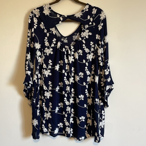 Boho Embroidered Mini Dress XS Bell Navy Swing Loose Classy Altar’d State Hippie - Picture 9 of 16